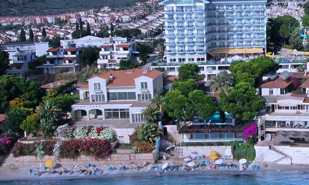 Arora Hotel